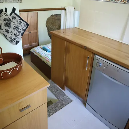 Spacious On Estate Near Covas (Coimbra)
