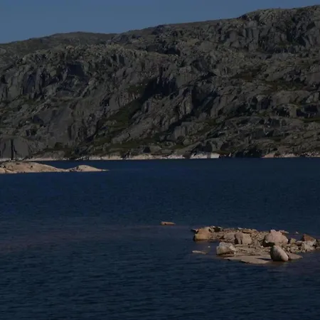 Spacious On Estate Near Feriehus