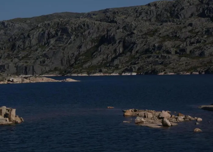 Spacious On Estate Near 別荘