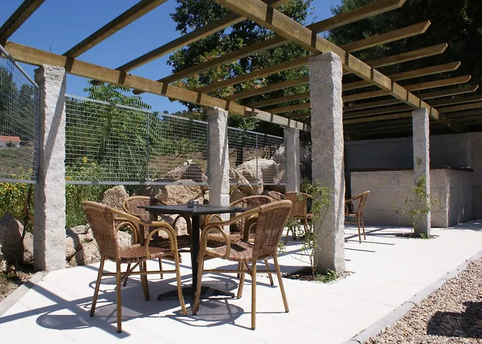 Spacious On Estate Near 別荘