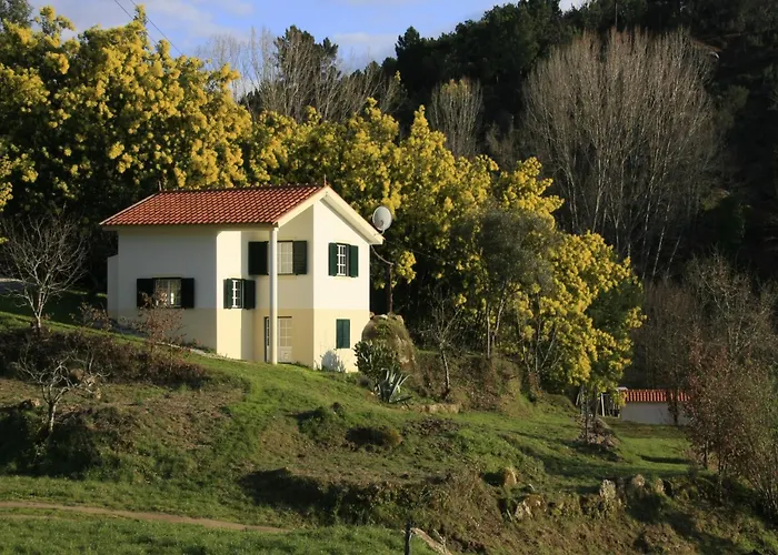 Spacious On Estate Near Covas