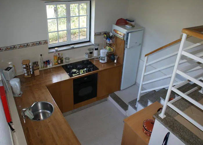 Spacious On Estate Near 別荘